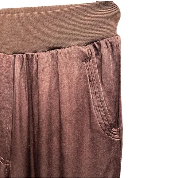 Pistola Chocolate Brown Cargo Pants Pull On Silky Satin Pockets Size Small - Picture 3 of 8